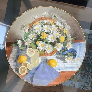 W. L.  George 1988 Collectible Plate - “Daisies” - Limited Edition - Home Decor